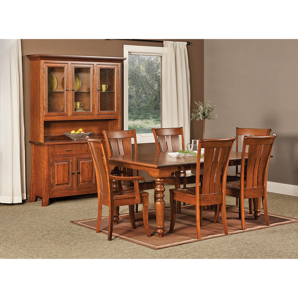 Read more about the article Fenmore Dining Collection